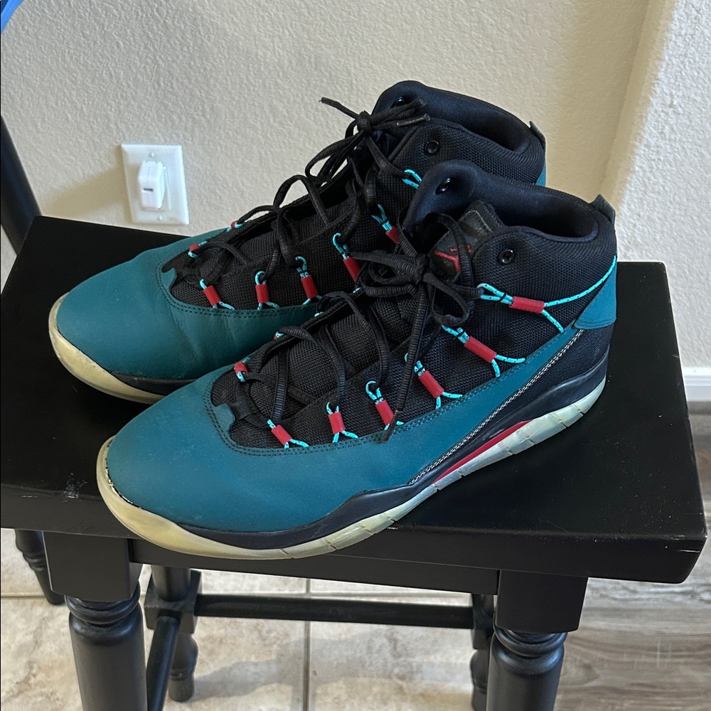 Men's Nike Jordan Teal and Black Athletic Shoes 11